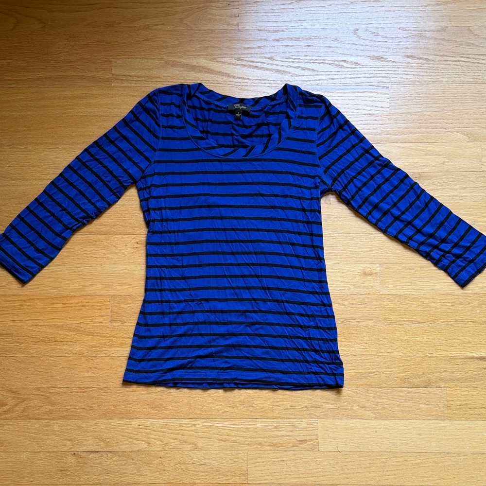 Women’s Blue and Black Striped Scoop Neck Top